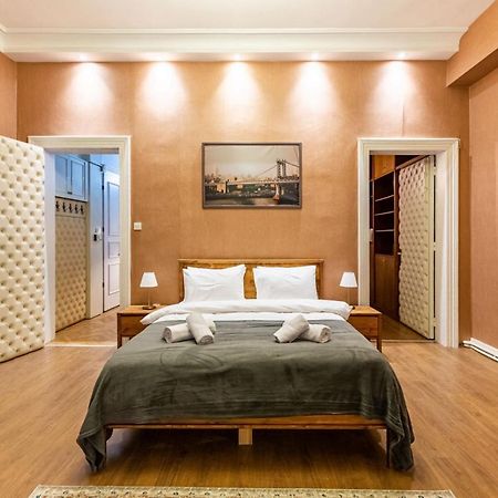 Historical Flat With A Lovely Sea View In Beyoglu Istambul Extérieur photo
