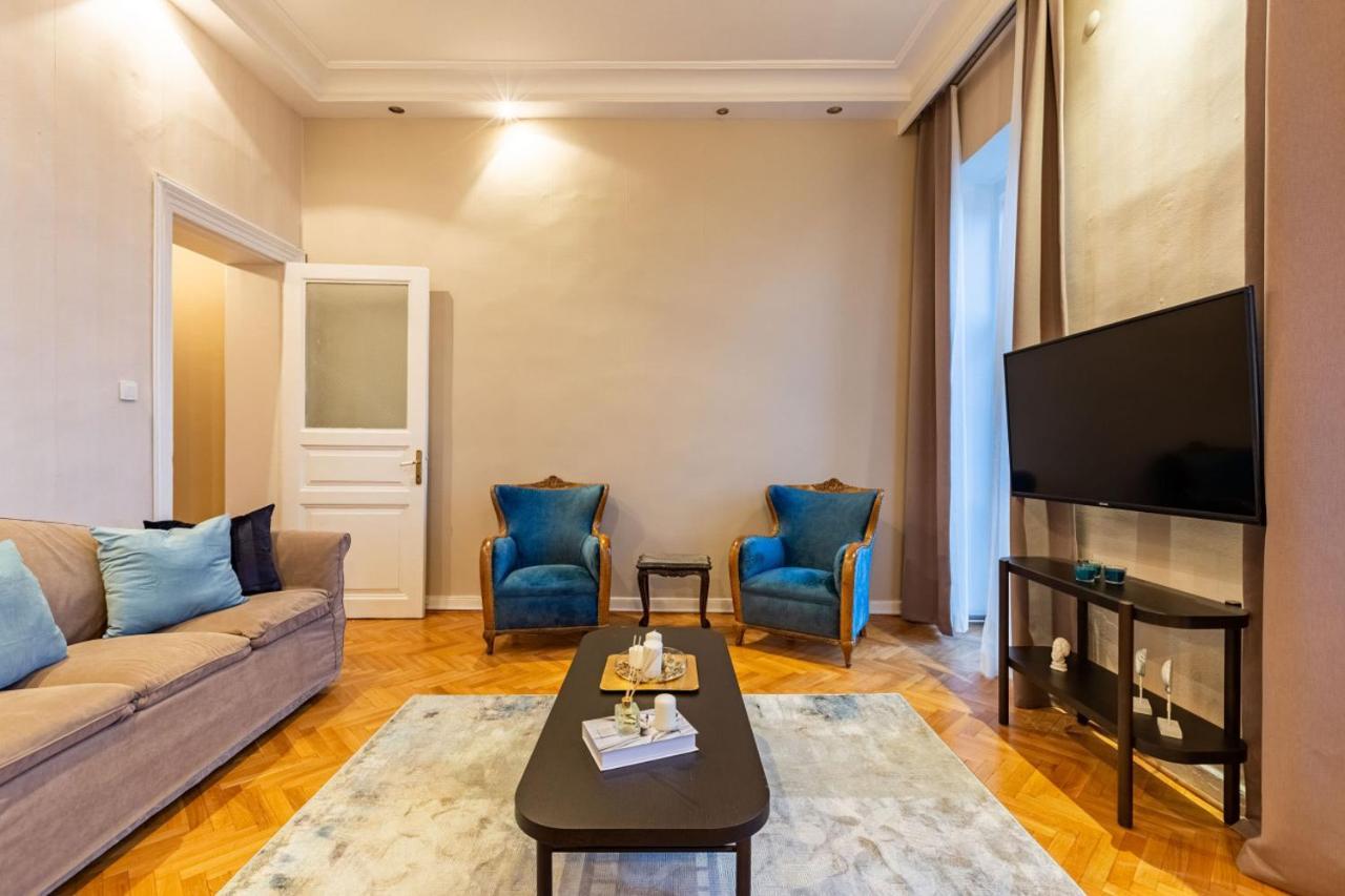 Historical Flat With A Lovely Sea View In Beyoglu Istambul Extérieur photo